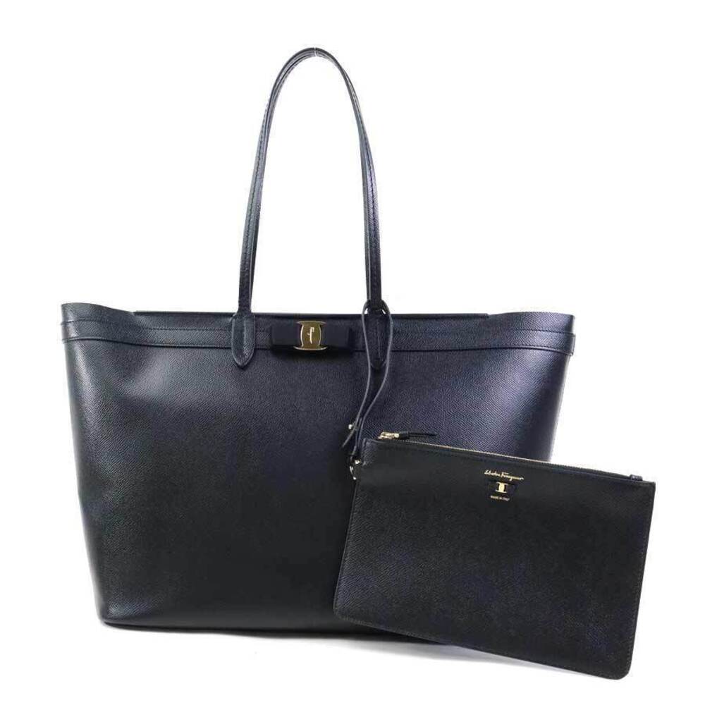 Salvatore Ferragamo shoulder bag Vara ribbon leather black
